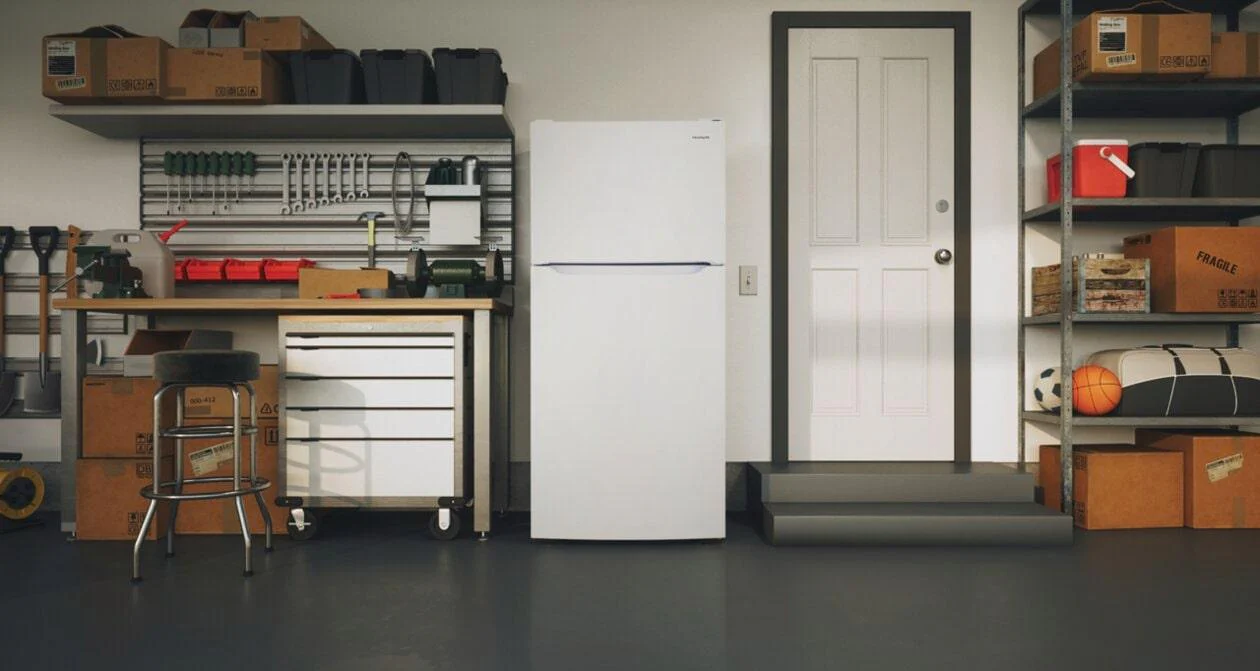 FRIGIDAIRE FFHT1814YW 18 Cu. Ft. Garage Ready Top Freezer Refrigerator White - Image 5