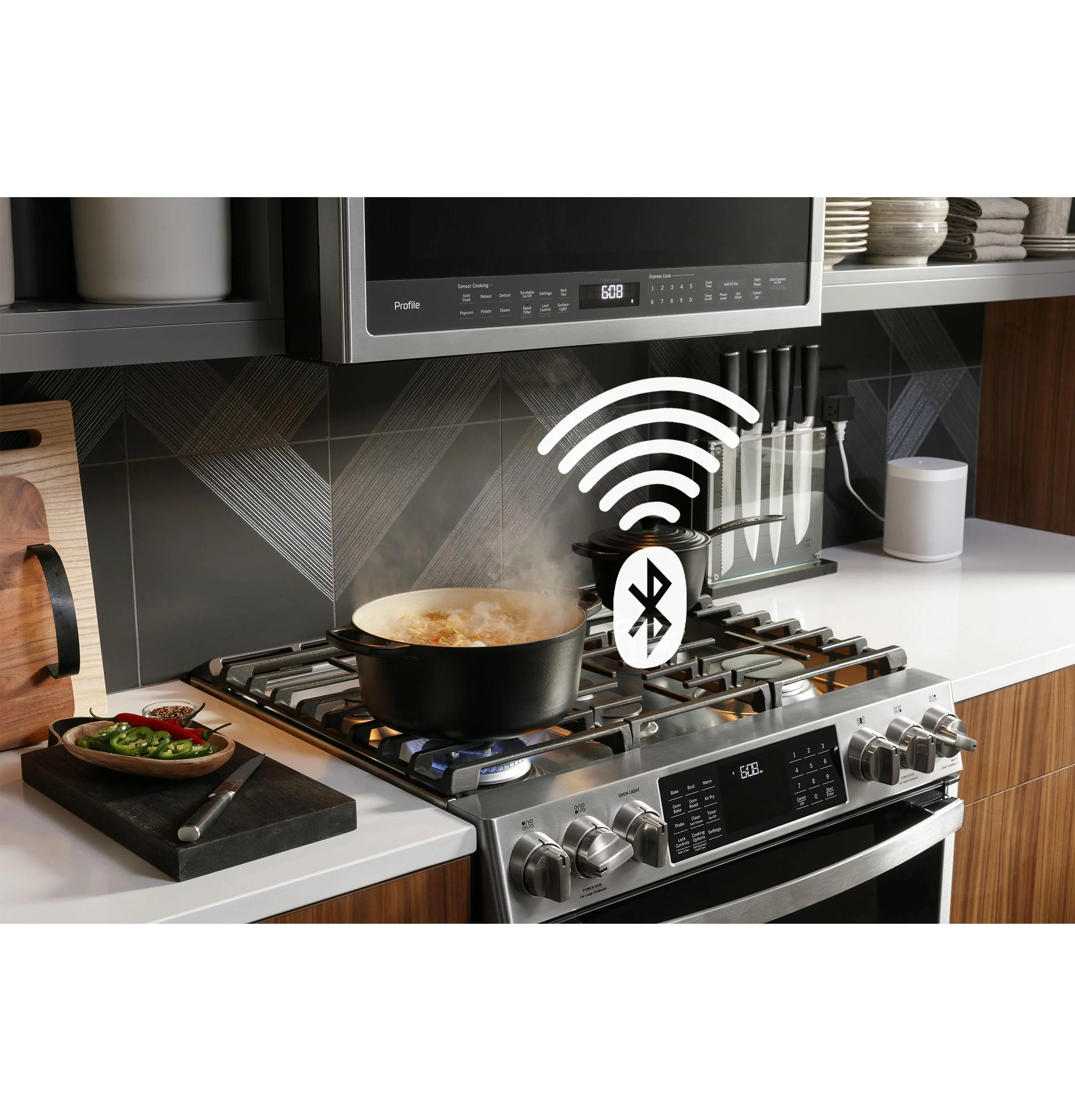 GE APPLIANCES P2S930YPFS GE Profile™ 30" Smart Dual Fuel Slide-In Front-Control Fingerprint Resistant Range in Stainless Steel - Image 9