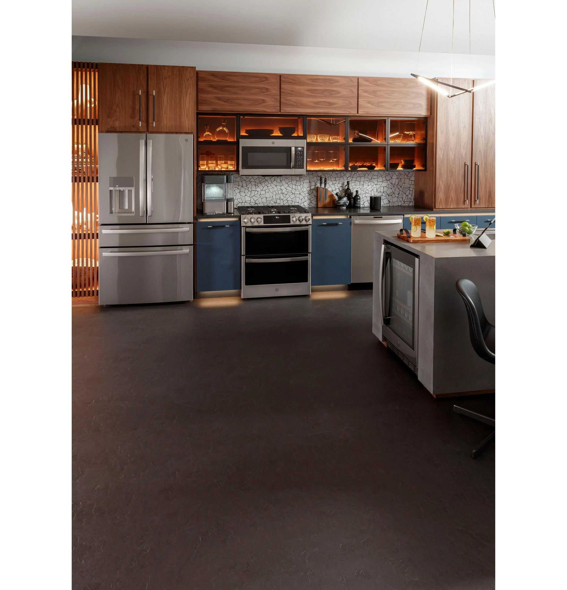 GE APPLIANCES PGS960YPFS GE Profile™ 30" Smart Slide-In Front-Control Gas Double Oven Convection Fingerprint Resistant Range in Stainless Steel - Image 8