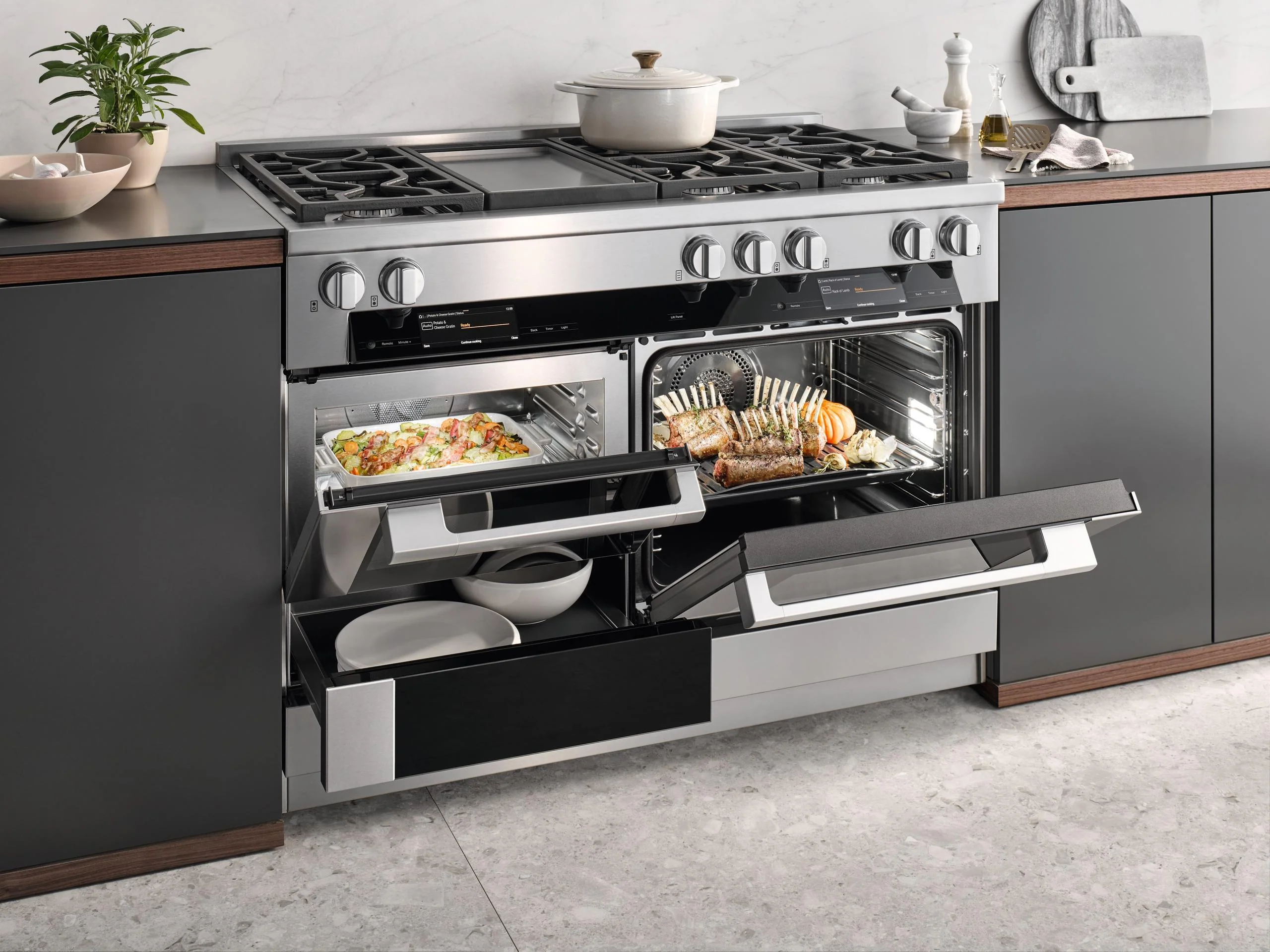 MIELE HR19563GDFGD HR 1956-3 G DF GD Clean Touch Steel - 48 inch range Dual Fuel model with M Touch controls in Stainless Steel - Image 3