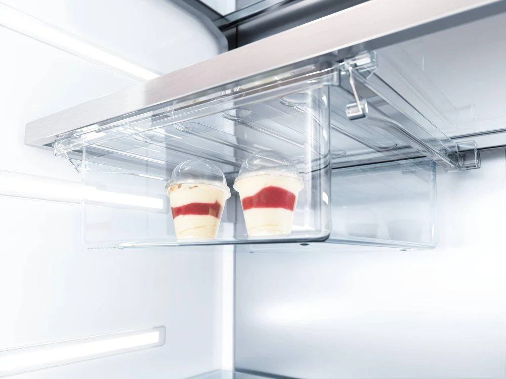 MIELE KF2802SF KF 2802 SF Stainless steel/CleanSteel - MasterCool™ fridge-freezer For high-end design and technology on a large scale. in Stainless Steel - Image 9