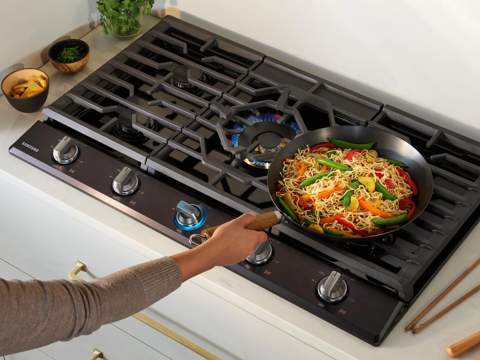 SAMSUNG NA36N7755TG 36" Gas Cooktop with 22K BTU True Dual Power Burner (2018) Black in Stainless Steel - Image 10