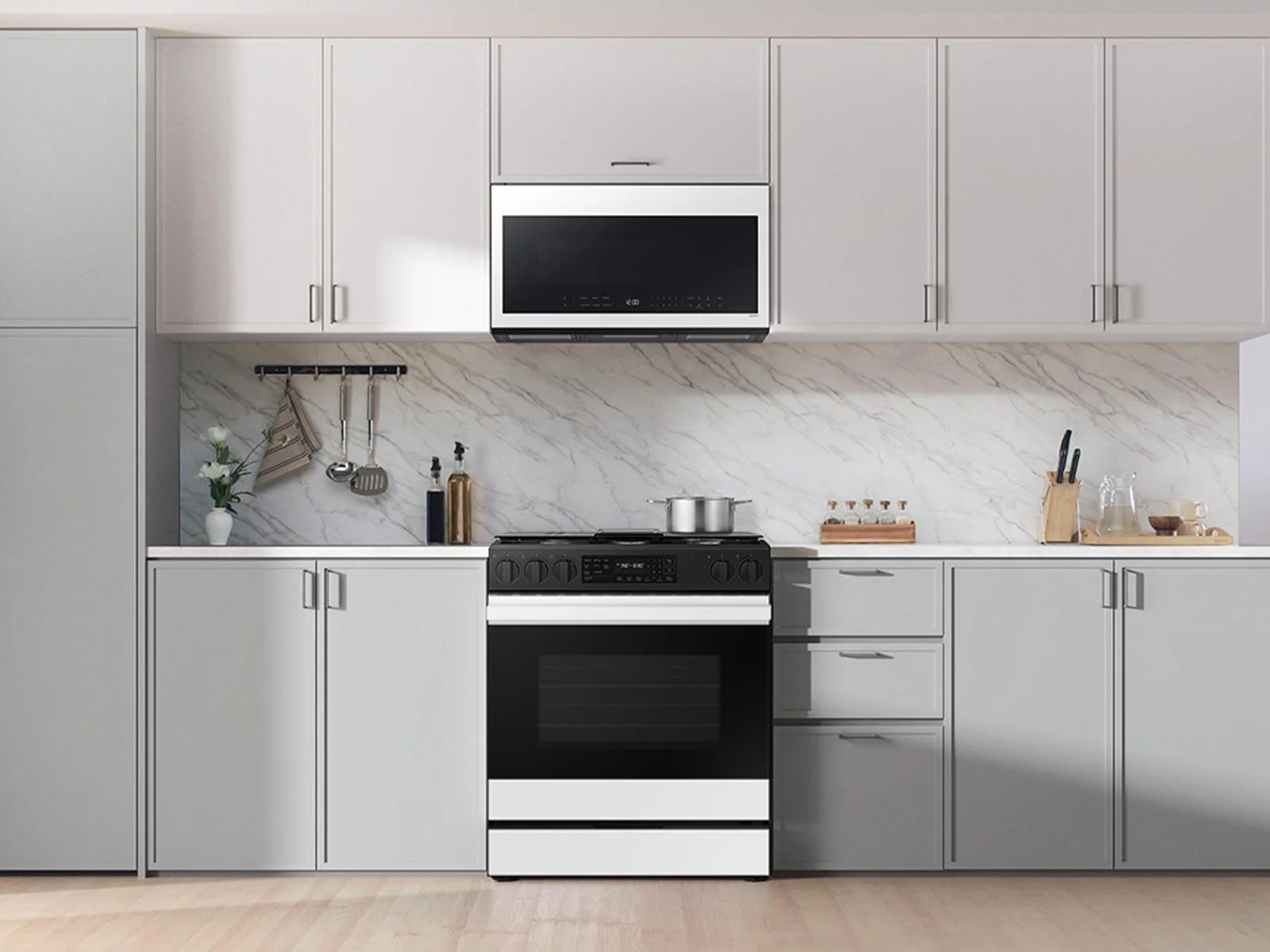 SAMSUNG NSG6DB830012 Bespoke 6.0 cu. ft. Smart Slide-In Gas Range with Air Fry & Precision Knobs in White Glass White - Image 7