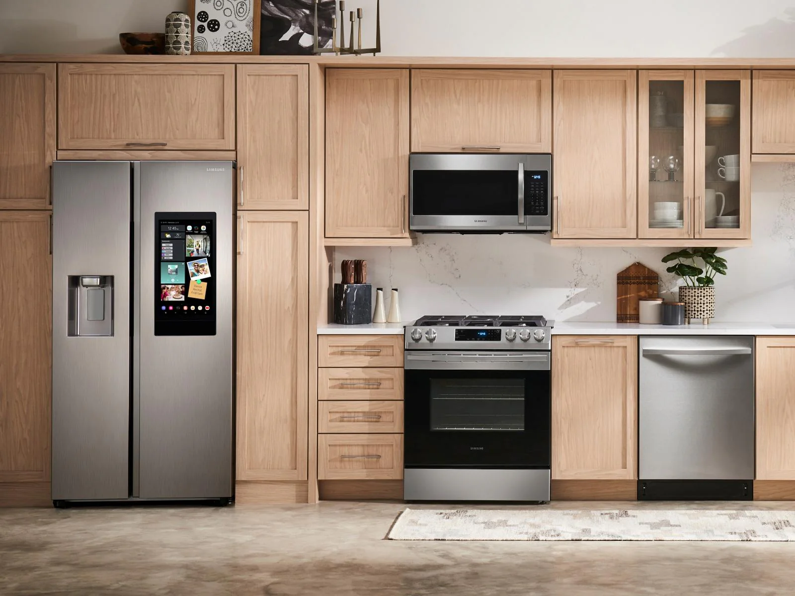 SAMSUNG RS22T5561SR 22 cu. ft. Counter Depth Side-by-Side Refrigerator with Touch Screen Family Hub™ in Stainless Steel - Image 7