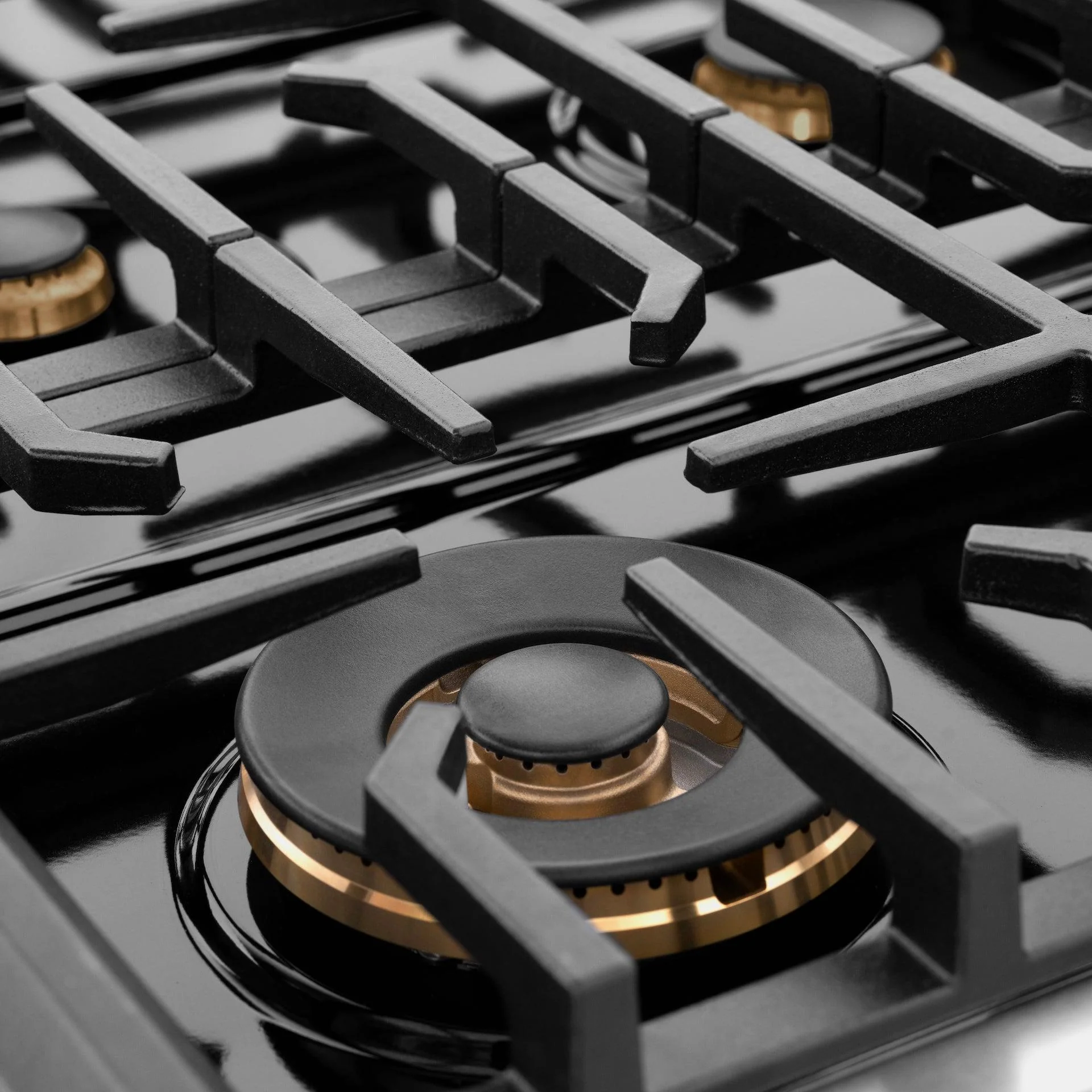 ZLINE KITCHEN AND BATH SRBRASSBR48 ZLINE Professional Range 6 Brass Burners (SR-BRASSBR-48) - Image 2
